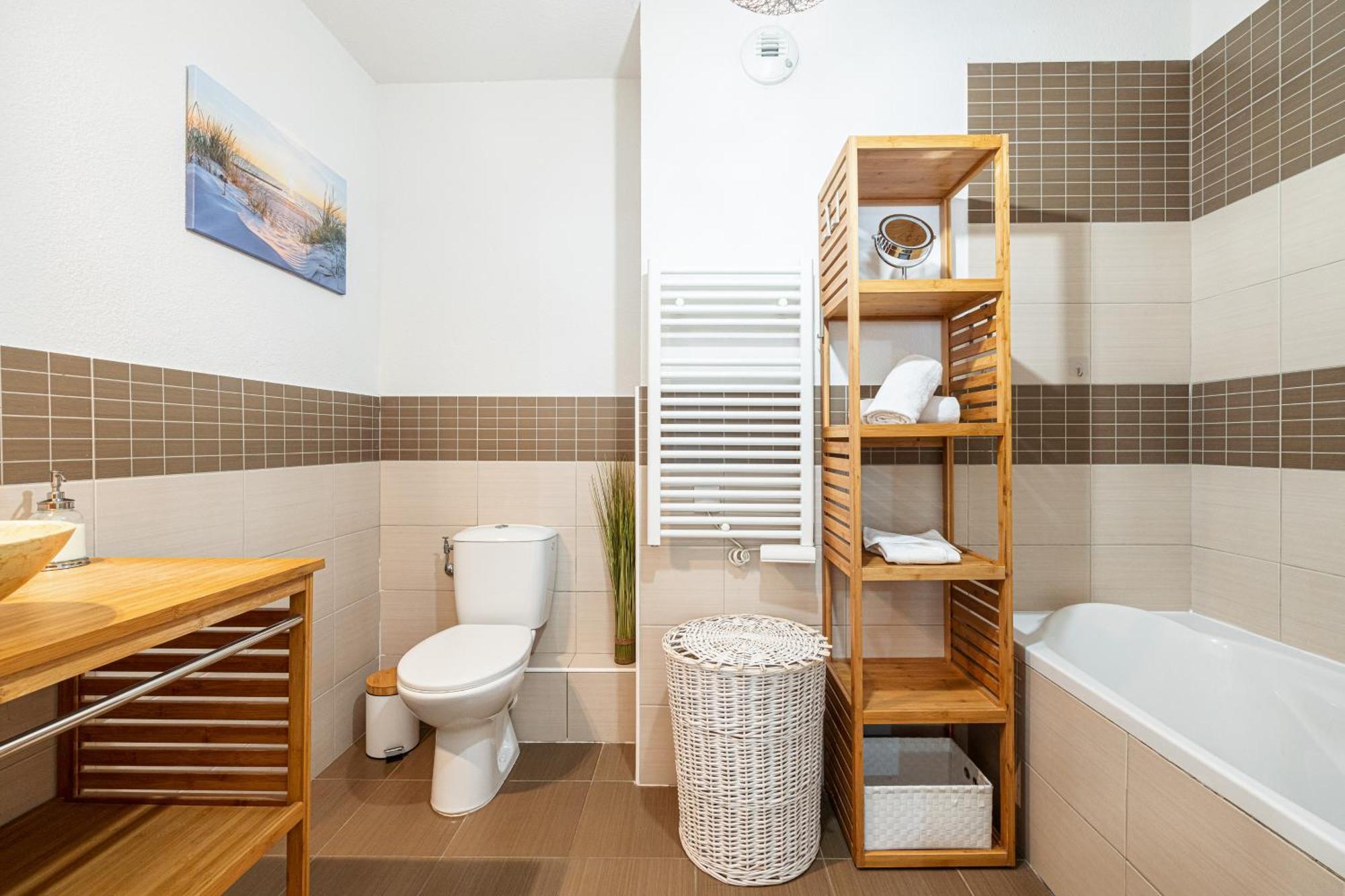 Intercontinental Superbe Appartement Avec Piscine 멍똥 외부 사진