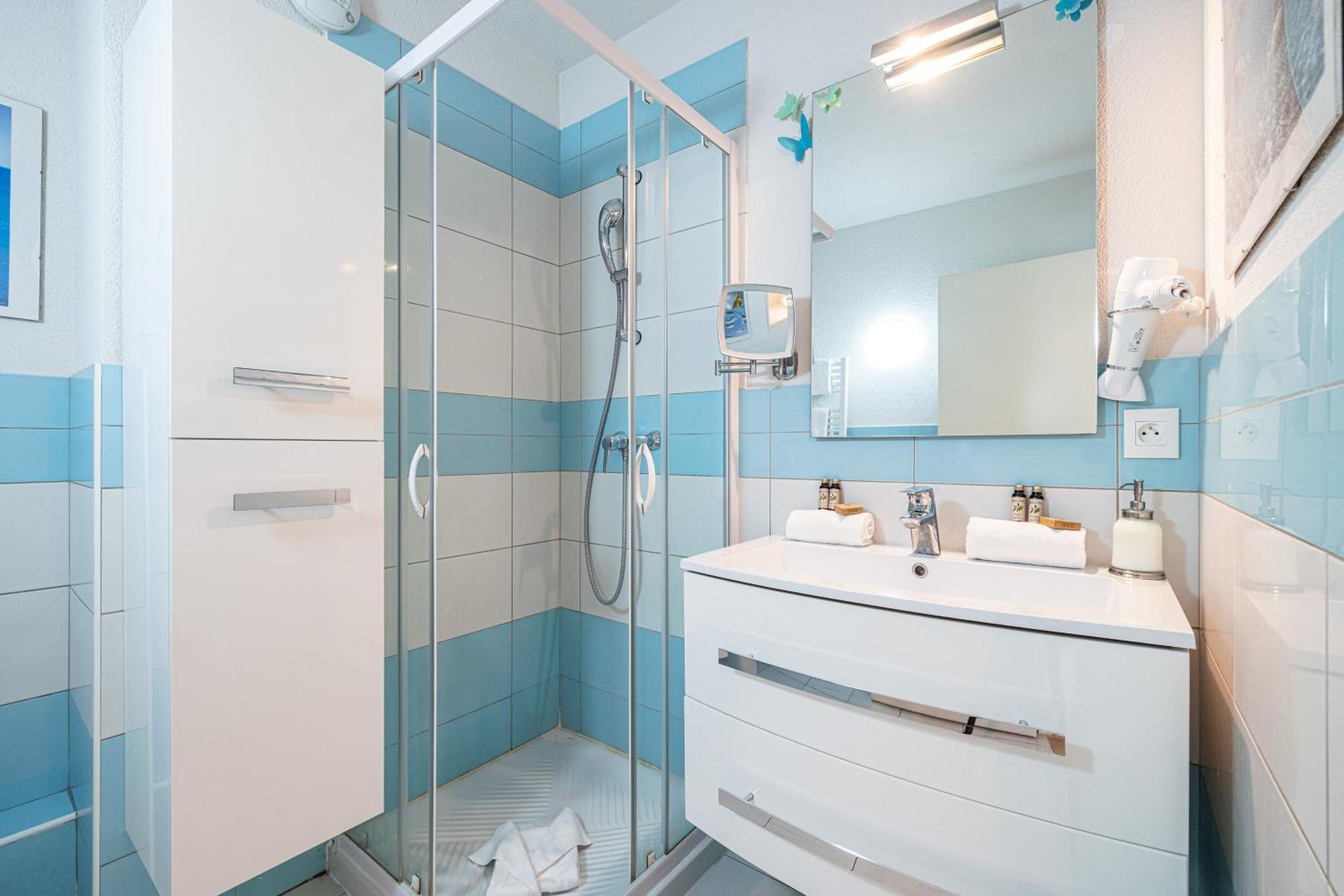 Intercontinental Superbe Appartement Avec Piscine 멍똥 외부 사진