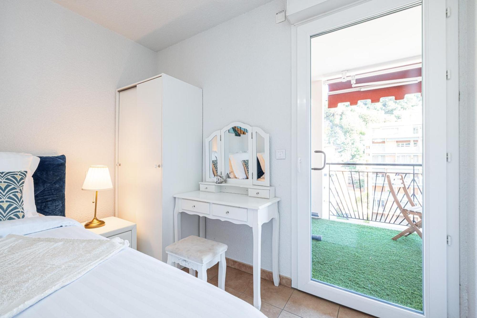 Intercontinental Superbe Appartement Avec Piscine 멍똥 외부 사진